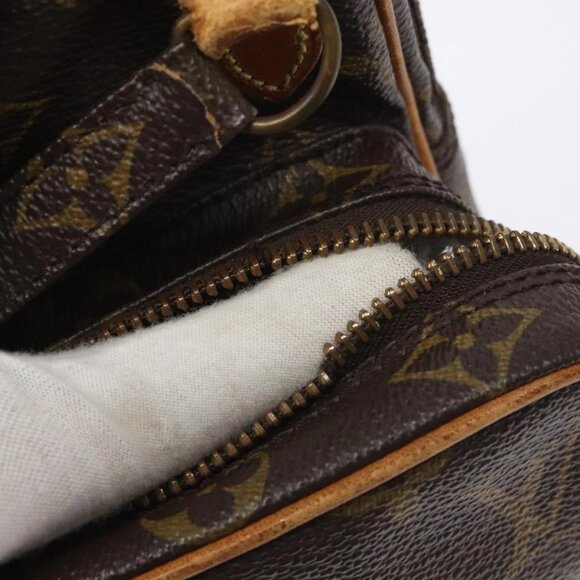 LOUIS VUITTON Monogram Mini Amazon Shoulder Bag - Picture 8 of 16